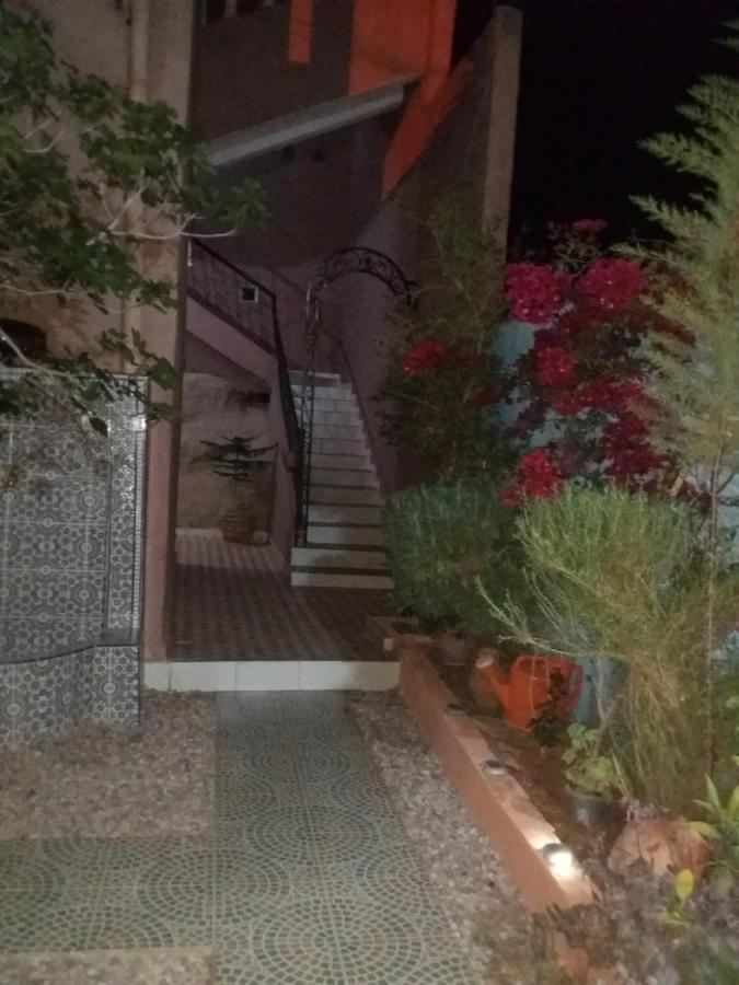 תפראוט Maison Tigmi Ozro מראה חיצוני תמונה